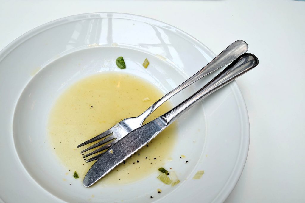 Kiwi-Orangen-Salat mit Hähnchen ein Salat wie ein Kurzurlaub mealpreperia.com